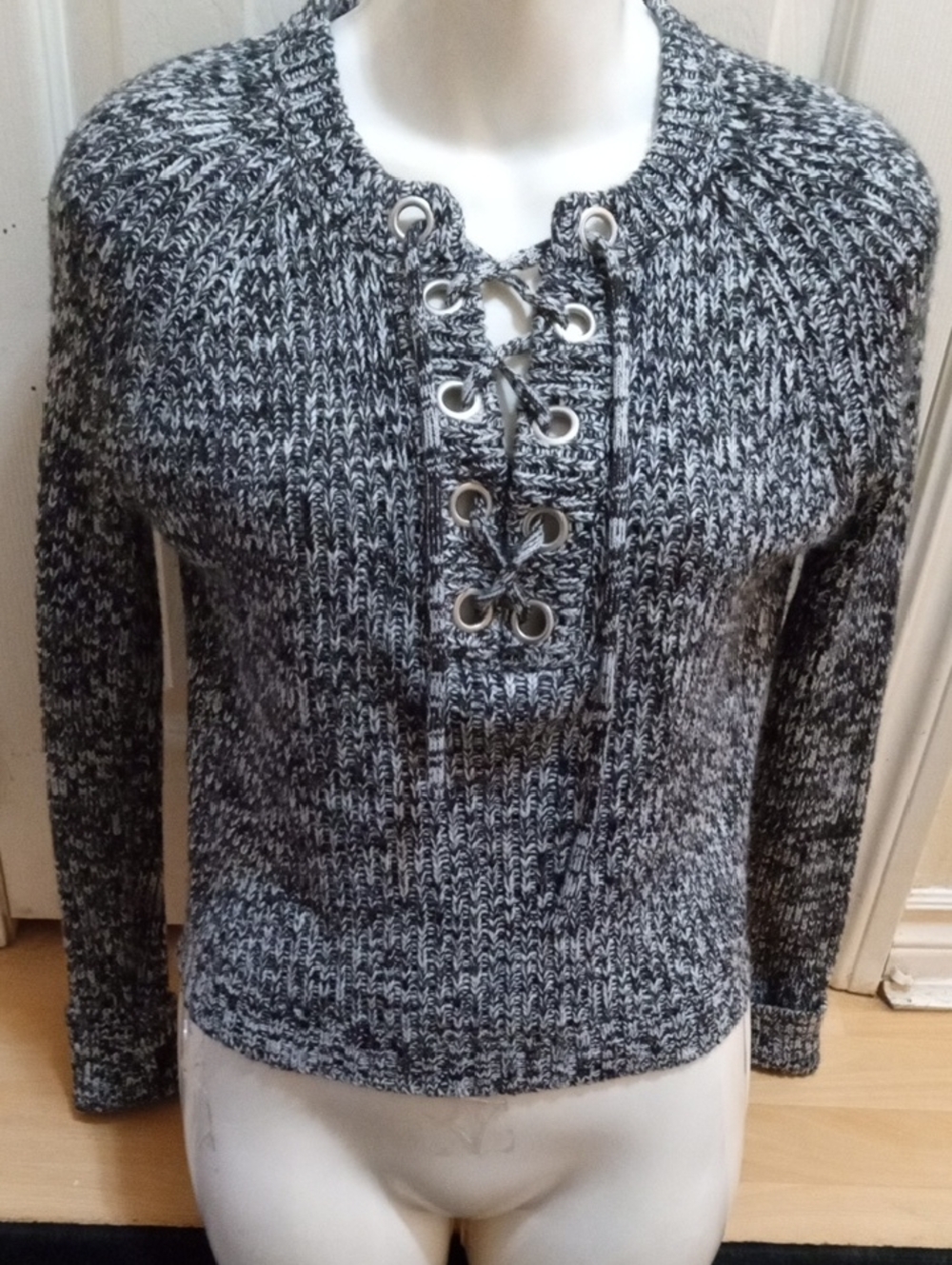 💲3⃣▶▶Ardene Black & White Lace-Up Marled Knit Sweater